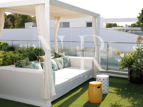 Semi-detached villa for sale in Meisho Hills, Marbella with sea views