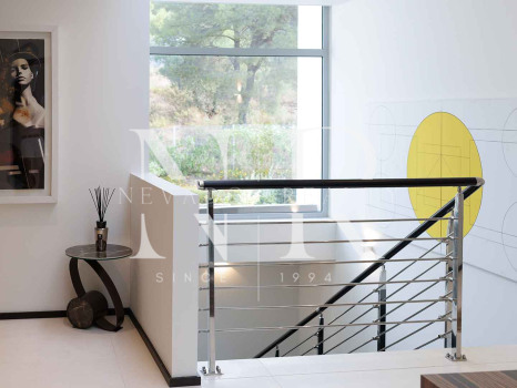 Semi-detached villa for sale in Meisho Hills, Marbella with sea views