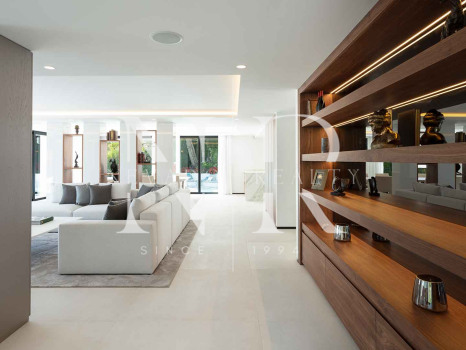 Villa en venta en Nueva Andalucía