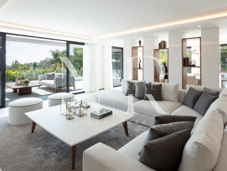 Villa en venta en Nueva Andalucía