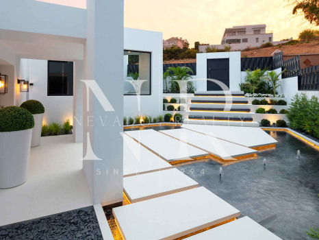 Villa en venta en Nueva Andalucía