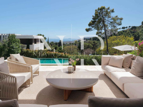 Villa for sale in La Reserva de Alcuzcuz with panoramic views