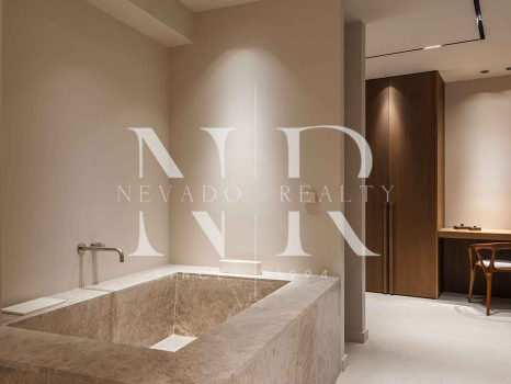Villa for sale in Nueva Andalucía