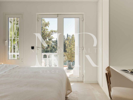 Townhouse for Sale in Atalaya, Estepona, with Golf Views