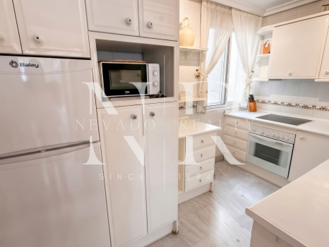 Apartamento en alquiler de larga temporada en Marbella centro con vistas al mar