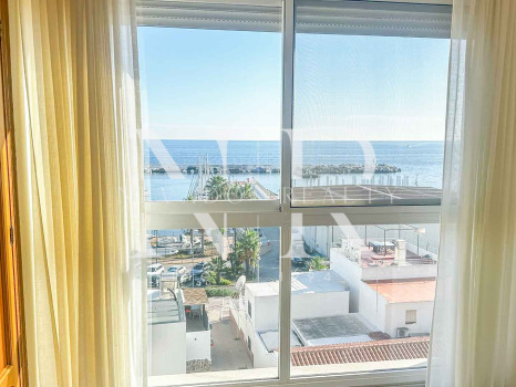 Apartamento en alquiler de larga temporada en Marbella centro con vistas al mar