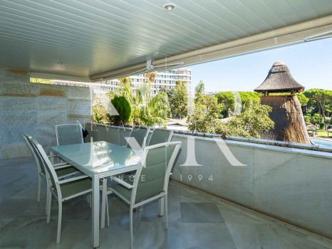 Apartment for sale within Marina Mariola, beachfront