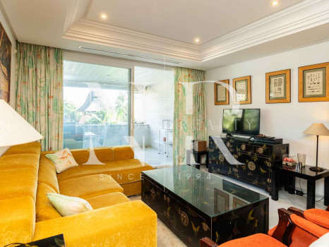 Apartment for sale within Marina Mariola, beachfront