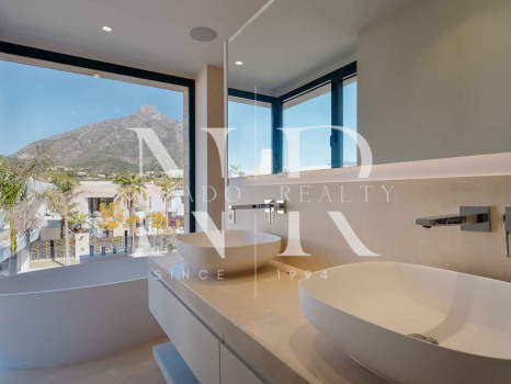 Villa à Lomas del Virrey dans une communauté fermée avec vue panoramique à vendre