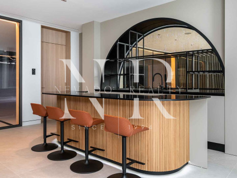 Golden Mile villa very close to the beach for sale