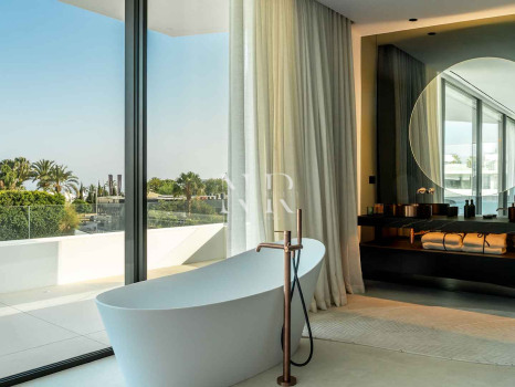 Golden Mile villa very close to the beach for sale