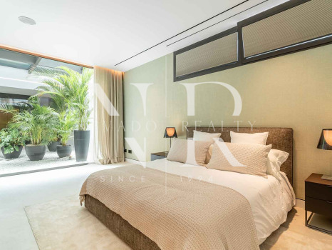 Golden Mile villa very close to the beach for sale