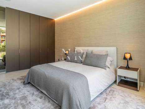Golden Mile villa very close to the beach for sale