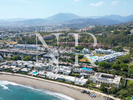 Golden Mile villa very close to the beach for sale