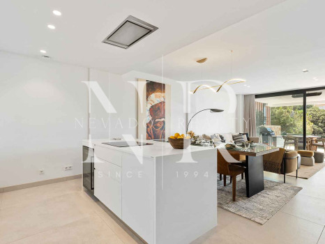 Appartement au rez-de-chaussée d'Artola avec vue panoramique sur la mer à vendre