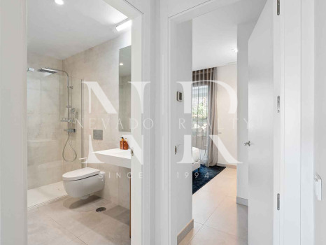 Appartement au rez-de-chaussée d'Artola avec vue panoramique sur la mer à vendre