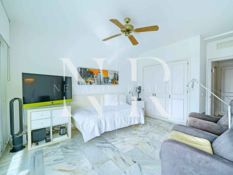 Apartamento en Jardines del Mar en segunda línea de playa con vistas al mar en venta