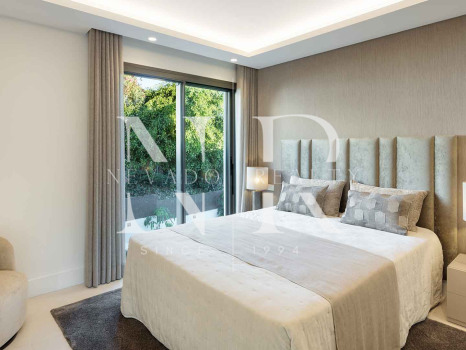 Villa in Nueva Andalucia in Las Brisas Golf with panoramic views for sale