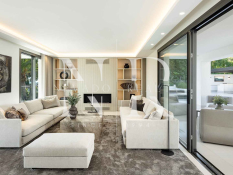 Villa in Nueva Andalucia in Las Brisas Golf with panoramic views for sale