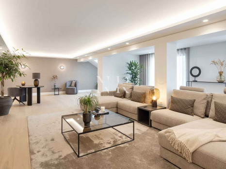 Villa in Nueva Andalucia in Las Brisas Golf with panoramic views for sale