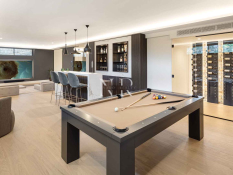 Villa in Nueva Andalucia in Las Brisas Golf with panoramic views for sale