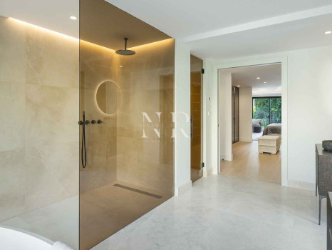 Villa in Nueva Andalucia in Las Brisas Golf with panoramic views for sale