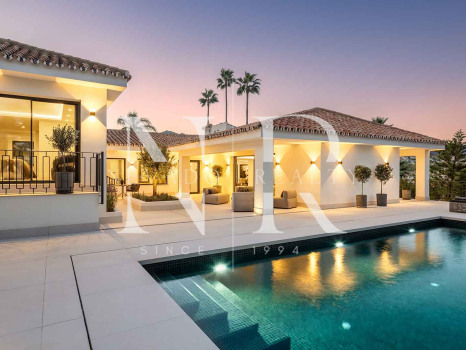 Villa in Nueva Andalucia in Las Brisas Golf with panoramic views for sale
