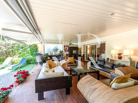 Apartamento en Jardines de  La Caridad en venta