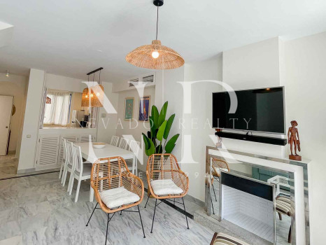 Beach side apartment in Marbella center for rent for short term.