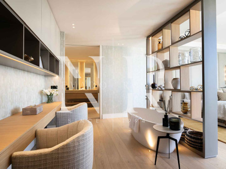 Villa en Urbanización El Herrojo con vistas panorámicas al mar en venta