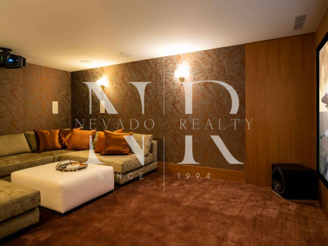 Villa en Urbanización El Herrojo con vistas panorámicas al mar en venta