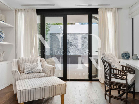 Villa en Los Naranjos Golf Club en primera línea de golf en venta