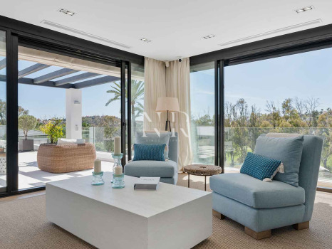 Villa de golf de première ligne à Los Naranjos Golf Club à vendre