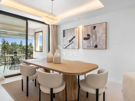 Adosada en Urbanización Los Olivos en primera línea de golf en venta