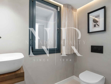 Adosada en Urbanización Los Olivos en primera línea de golf en venta