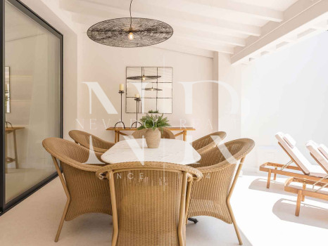 Adosada en Urbanización Los Olivos en primera línea de golf en venta