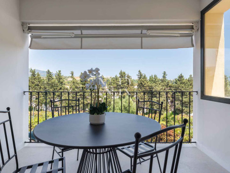 Adosada en Urbanización Los Olivos en primera línea de golf en venta