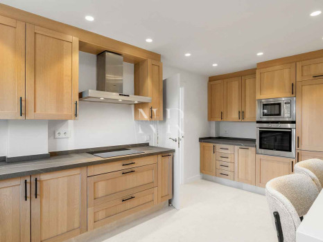 Adosada en Urbanización Los Olivos en primera línea de golf en venta