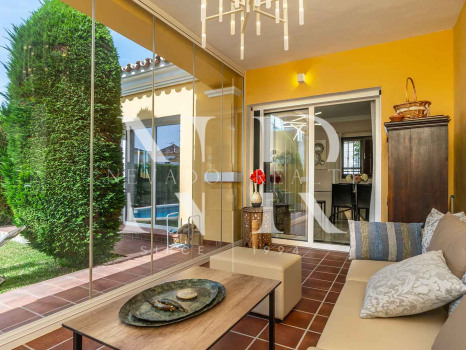 Villa with pool in Bahía de Marbella for long-term rental