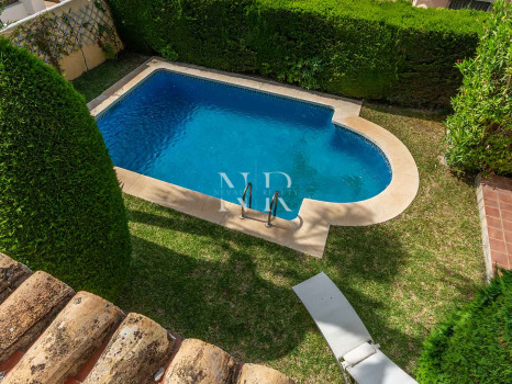 Villa with pool in Bahía de Marbella for long-term rental