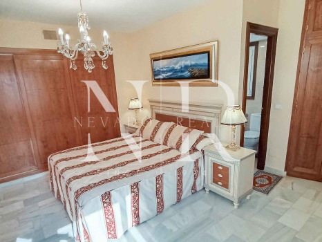 Appartement à vendre dans le centre-ville de Marbella, en deuxième ligne de plage