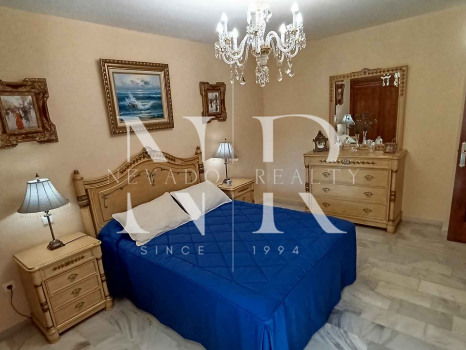 Appartement à vendre dans le centre-ville de Marbella, en deuxième ligne de plage