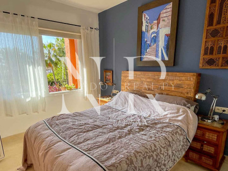 Apartment on the Golden Mile for short term rental.