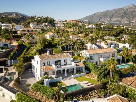 Villa à Los Naranjos Golf avec vue sur la mer à vendre