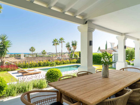 Villa à Los Naranjos Golf avec vue sur la mer à vendre