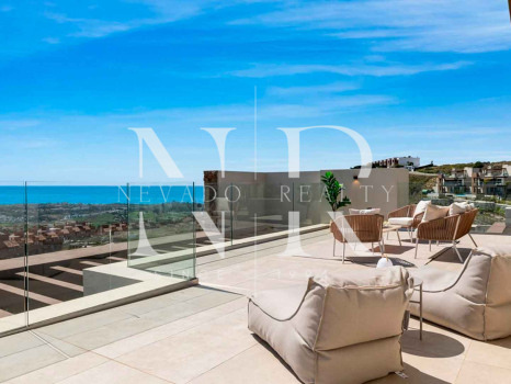 Villa en Benahavís con vistas panorámicas al mar en venta