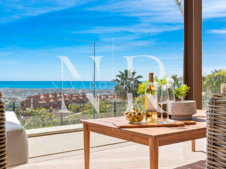 Villa en Benahavís con vistas panorámicas al mar en venta