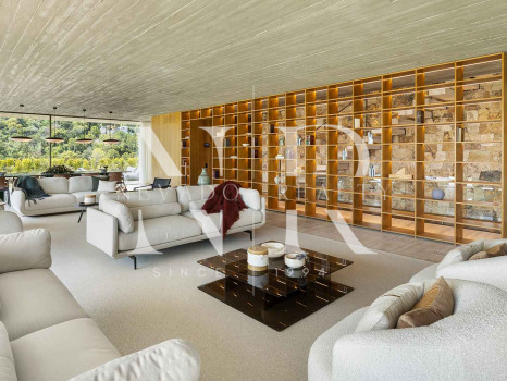 Villa en El Madroñal con vistas panorámicas al mar y a la montaña en venta