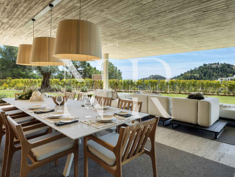 Villa en El Madroñal con vistas panorámicas al mar y a la montaña en venta