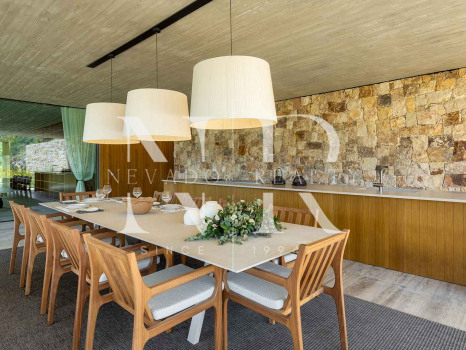 Villa en El Madroñal con vistas panorámicas al mar y a la montaña en venta